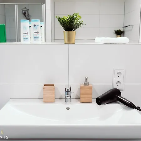 Pineapple Mitte - Free Parking Dresden